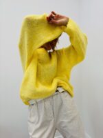 Pull Doux À Manches Amples – Couleurs Tendres Et Confort Moderne – Image 4