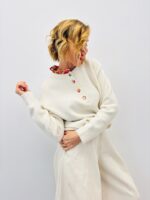 Pull En Maille Douce À Détails Col Et Boutons