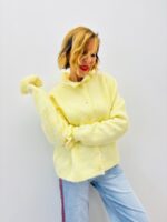 Gilet En Maille Douce À Col Arrondi Et Finitions Volantées