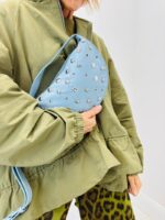 Sac Banane Clouté – Style Urbain Et Touche Rock Chic – Image 2