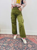 Pantalon Cargo Coupe Droite – Esprit Utilitaire Chic