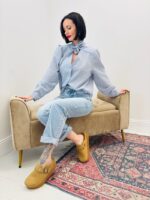 Chemise en Coton à Lavallière – Détail Couture – Image 3