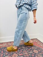 Jean Coupe Barrel Délavé Clair – Modernité & Confort Tendance – Image 5