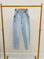 Jean Liberty Coupe Wide Leg – Détail Brodé & Esprit Bohème Chic – Image 2