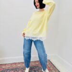 Pull Sweat en Viscose à Finition Dentelle – Confort Chic & Féminité