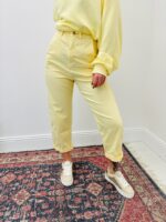 Jean Taille Haute à Poches Plaquées – Coupe Droite – Image 9