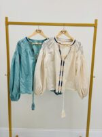 Tunique Bohème en Coton Brodé – Esprit Artisanal & Douceur Naturelle – Image 2