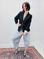 Veste Tailleur En Néoprène À Coupe Structurée Et Confort Moderne – Image 4