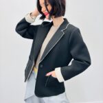 Veste Tailleur En Néoprène À Coupe Structurée Et Confort Moderne