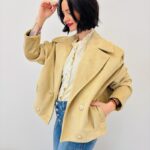 Veste Courte En Suédine À Col Tailleur Élégant