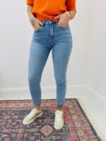 Jean Femme Coupe Regular Fit En Denim Confort