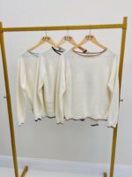 Pull En Coton À Encolure Bateau – Détails Contrastés & Esprit Casual Chic – Image 2