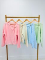 Pull En Maille Douce À Détail Bijou Épaule – Image 2