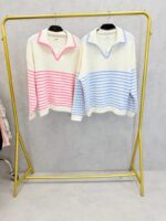 Pull rayé écru et rose avec col polo contrasté – Grande Taille – Douceur graphique et style casual chic – Image 2