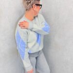 Pull en maille à losanges rose, écru et bleu – Grande Taille – Esprit rétro doux et tendance