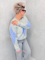 Pull en maille à losanges rose, écru et bleu – Grande Taille – Esprit rétro doux et tendance