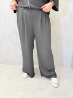 Pantalon fluide taille élastiquée – Grande Taille – Élégance minimaliste et confort absolu – Image 3