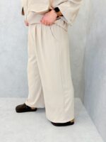 Pantalon fluide taille élastiquée – Grande Taille – Élégance minimaliste et confort absolu – Image 4