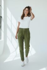 Pantalon En Velours Côtelé Coupe Carotte – Image 4