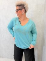 Pull Grande Taille à Col V “Smile” Strass – Douceur & Bonne Humeur – Image 6