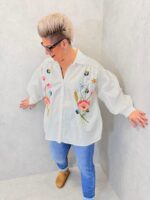Chemise Grande Taille En Coton À Broderies Florales Colorées – Image 3