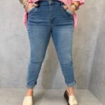 Jean Slim Grande Taille À Détails Brodés – Denim Stretch & Effet Froissé