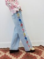 Jean Wide Leg Brodé Floral Latéral Esprit Bohème Couture – Image 3