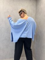 Pull Oversize Col V Dos Boutonné – Style Affirmé Grande Taille – Image 10