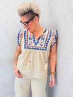 Blouse Brodée Grande Taille Esprit Bohème – Décolleté V & Manches Volantées – Image 3