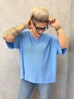 Blouse Fluide Grande Taille À Col V – Coupe Ample & Coloris Rose Poudré – Image 3