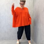 Pull Oversize Col V Dos Boutonné – Style Affirmé Grande Taille