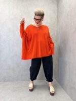 Pull Oversize Col V Dos Boutonné – Style Affirmé Grande Taille