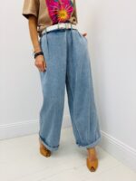 Jean Boutonnage Décalé Coupe Large – Image 3