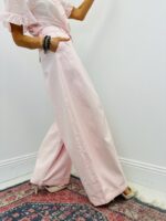 Pantalon Coupe Barrel Taille Haute Esprit Moderne Chic – Image 4