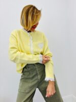 Gilet En Maille Douce À Détail Cœur Et Dentelle – Image 3