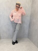 Haut En Dentelle Fluide Col V – Féminité Élégante Grande Taille