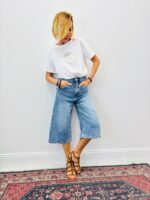 T-Shirt Arc-En-Ciel Brodé – Minimalisme Lumineux – Image 2