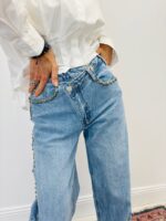 Jean Wide Leg Détail Clous & Boutonnage Décalé – Image 3