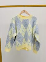 Pull Motif Argyle Pastel – Élégance Vintage Modernisée – Image 4