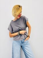 T-Shirt Rivets Manches Structurées – Esprit Minimal Chic – Image 5