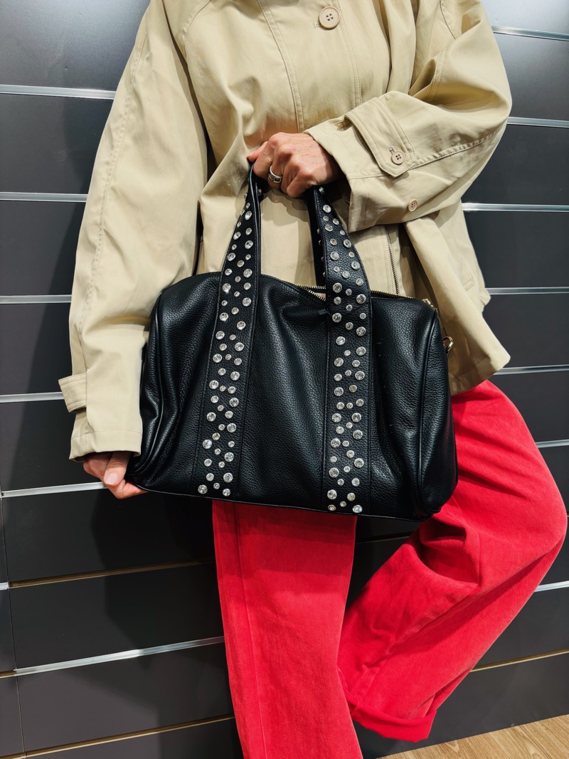 IMG_6039 Sac À Strass – Glamour Urbain & Détail Lumineux – Image 1