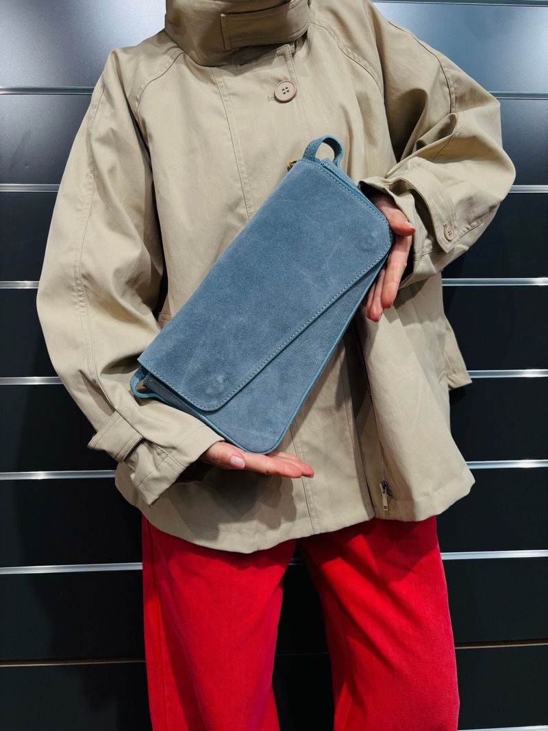 IMG_6043 Sac En Cuir Suédé Intemporelle – Image 1