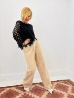 Top En Dentelle Doublé – Féminité Raffinée – Image 4