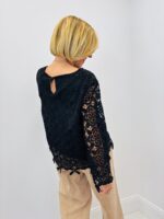 Top En Dentelle Doublé – Féminité Raffinée – Image 3