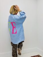 Chemise Rayée LOVE Oversize – Esprit Pop – Image 2