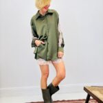 Chemise Satinée Détail Dentelle