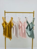 Débardeur Satiné En Viscose Détail Dentelle Esprit Lingerie Chic – Image 7