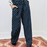 Pantalon À Pois Boutonnage Décalé Coupe Large