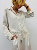 Chemise Satinée En Viscose Finition Dentelle – Image 3