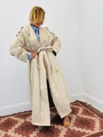 Trench Long Détail Vichy Coupe Élégante Ceinturée